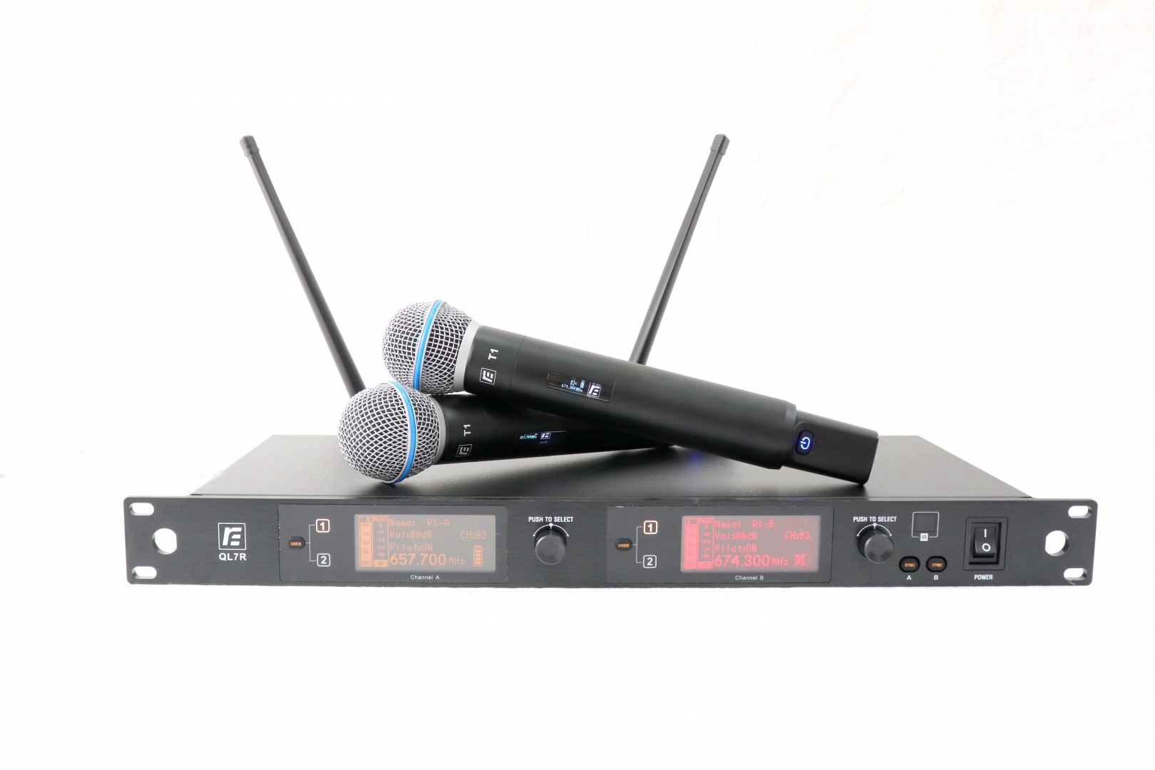 RFIntell QL7R/T1-A 651,800-683,400 МГц 2-канальная радиосистема с 2-мя ручными микрофонами в Феодосии